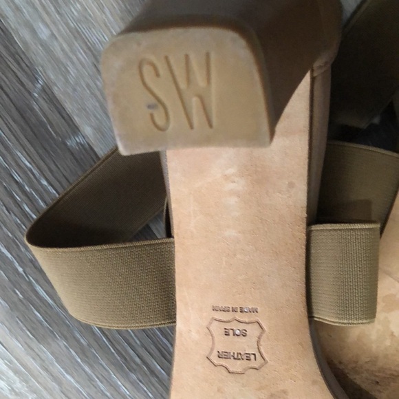 Stuart Weitzman Block Heeled Sandal - Picture 10 of 11